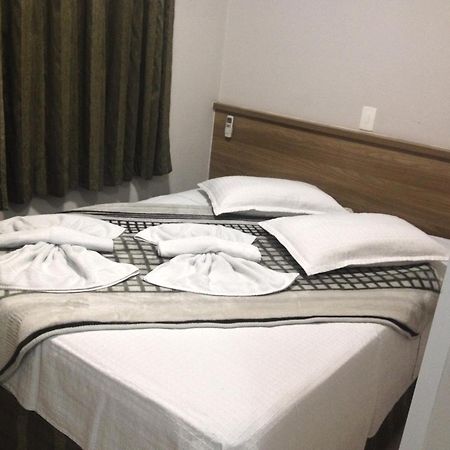 Sokulski Flat Hotel E Restaurante Araucária Dış mekan fotoğraf